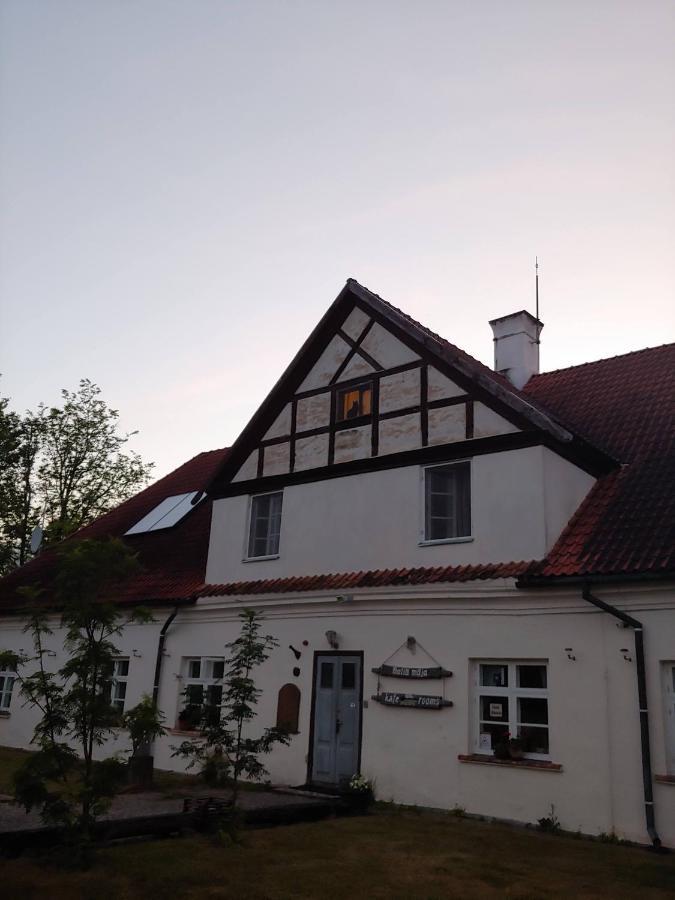 Balta Maja Hotel Pilsrundale Exterior photo